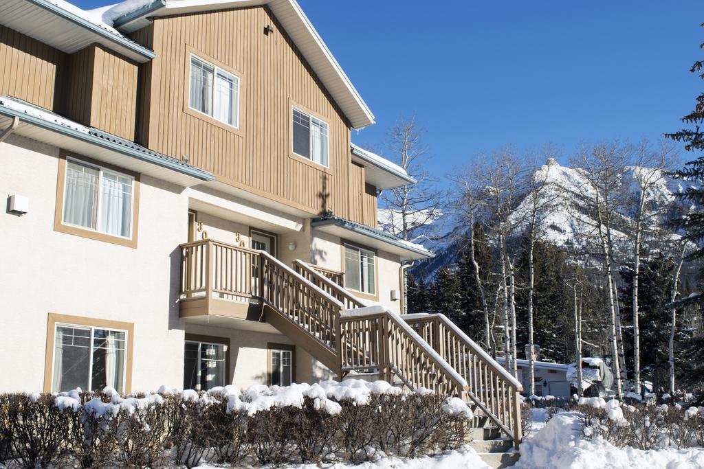קאנמור Banff Boundary Lodge מראה חיצוני תמונה