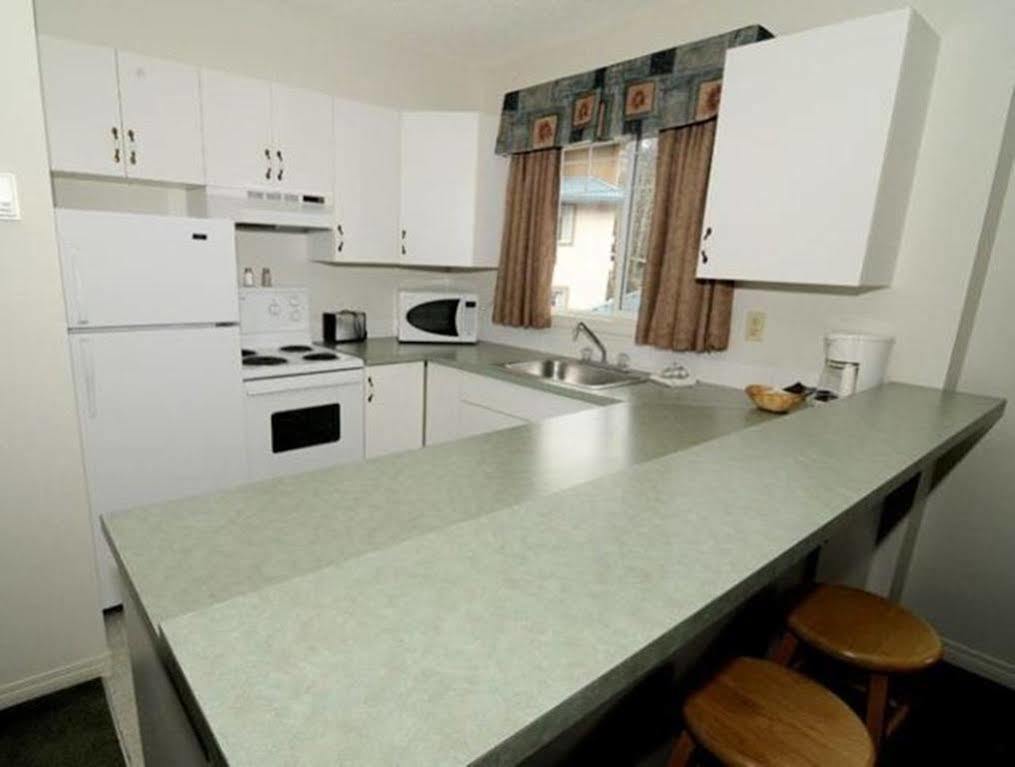 קאנמור Banff Boundary Lodge מראה חיצוני תמונה
