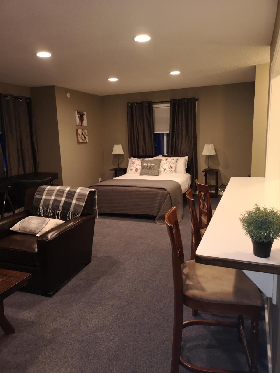 קאנמור Banff Boundary Lodge מראה חיצוני תמונה